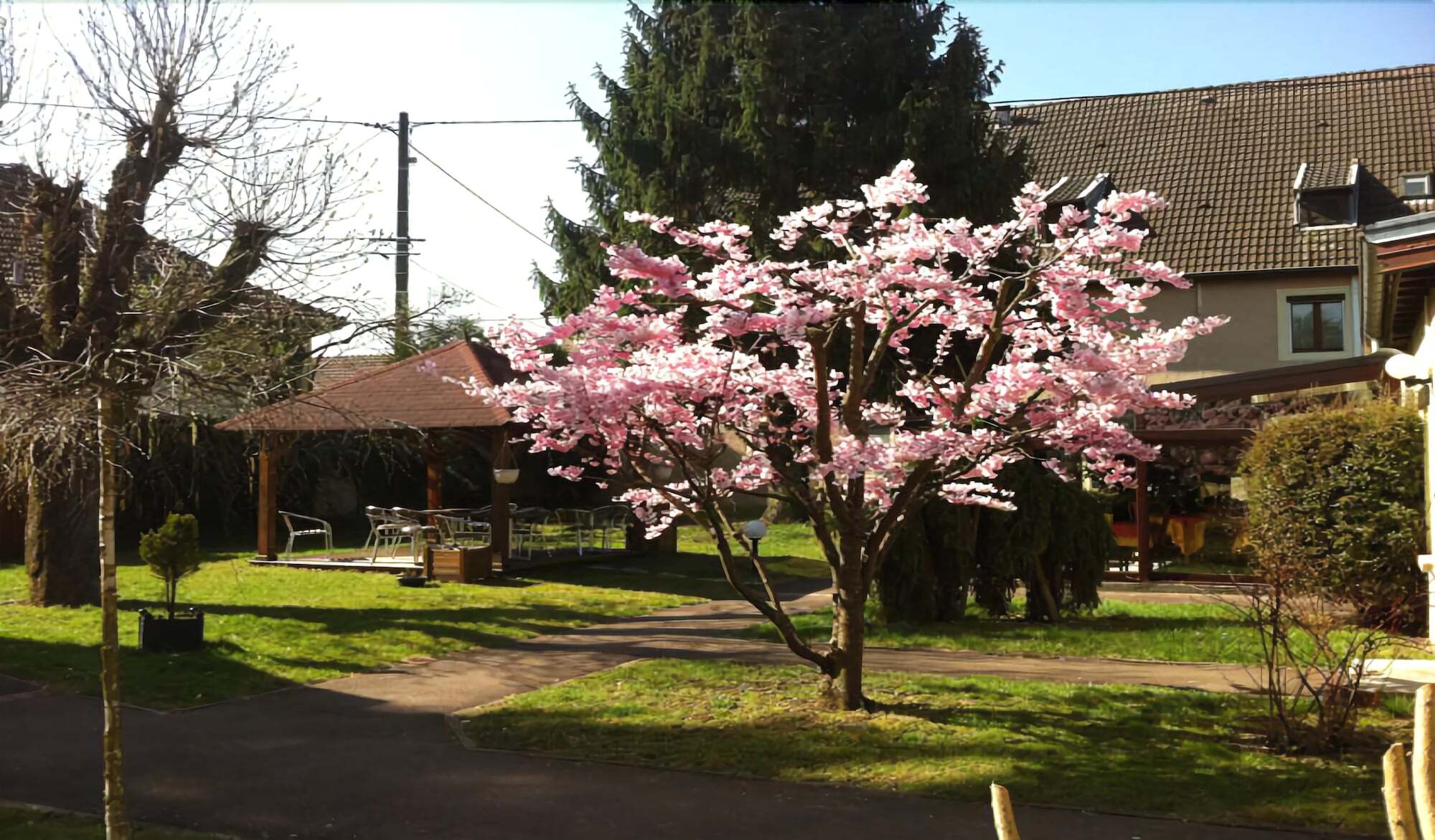 Les Tilleuls Montbeliard Sud Audincourt Esterno foto